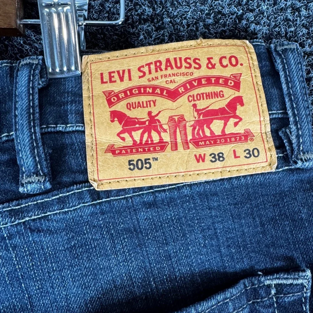 Levis 505 Regular Fit Straight‎ Leg Jeans Mens 38x30 Dark Wash Faded Denim